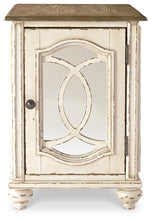 Load image into Gallery viewer, Realyn Chair Side End Table
