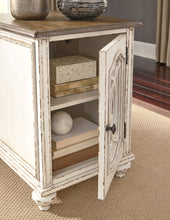 Load image into Gallery viewer, Realyn Chair Side End Table
