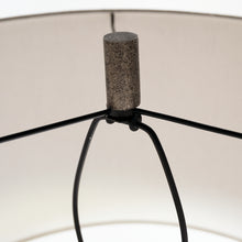 Load image into Gallery viewer, Ryandale Metal Table Lamp (1/CN)
