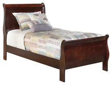 Load image into Gallery viewer, Alisdair  Sleigh Bed With Mirrored Dresser And Chest
