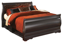 Load image into Gallery viewer, Huey Vineyard  Sleigh Bed With Mirrored Dresser And 2 Nightstands
