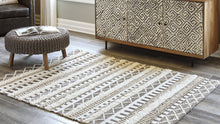Load image into Gallery viewer, Karalee Medium Rug
