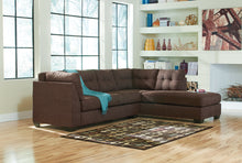 Load image into Gallery viewer, Maier 2-Piece Sectional with Chaise
