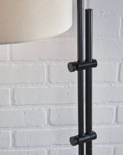 Load image into Gallery viewer, Baronvale Metal Floor Lamp (1/CN)
