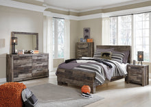Load image into Gallery viewer, Derekson Full Panel Bed with Mirrored Dresser, Chest and Nightstand
