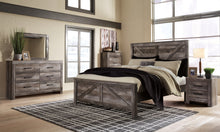 Load image into Gallery viewer, Wynnlow King Crossbuck Panel Bed with Mirrored Dresser and Chest
