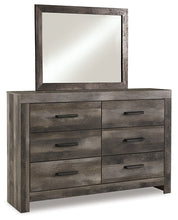 Load image into Gallery viewer, Wynnlow King Poster Bed with Mirrored Dresser and 2 Nightstands
