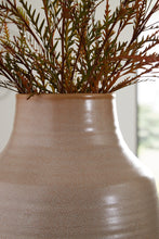 Load image into Gallery viewer, Millcott Vase
