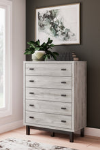 Load image into Gallery viewer, Vessalli King Panel Bed with Mirrored Dresser, Chest and 2 Nightstands
