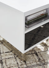 Load image into Gallery viewer, Gardoni Chair Side End Table
